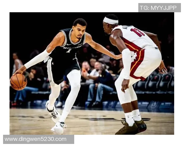 07年马刺与爵士经典对决全场录像回放精彩瞬间重温 07年马刺与爵士经典对决全场录像回放精彩瞬间重温